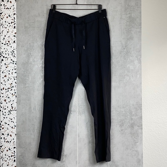 Lululemon athletica “On the Fly” Black Pants, Full length, VGUC - Picture 2 of 9